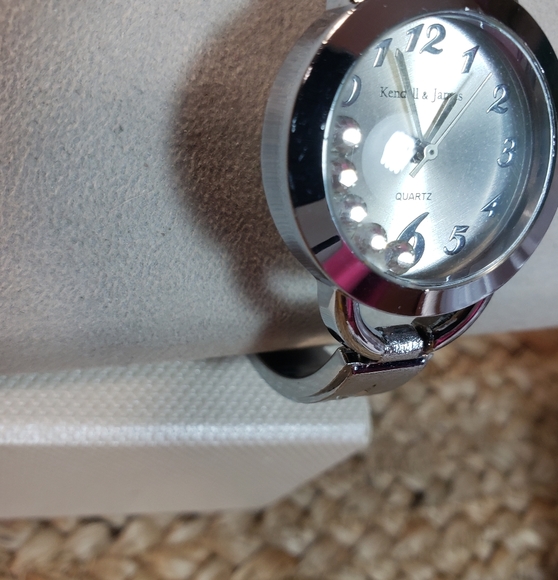 Kendall & James Bracelet Style Watch - Picture 5 of 8